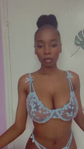 Big Tits Ebony Tits clip