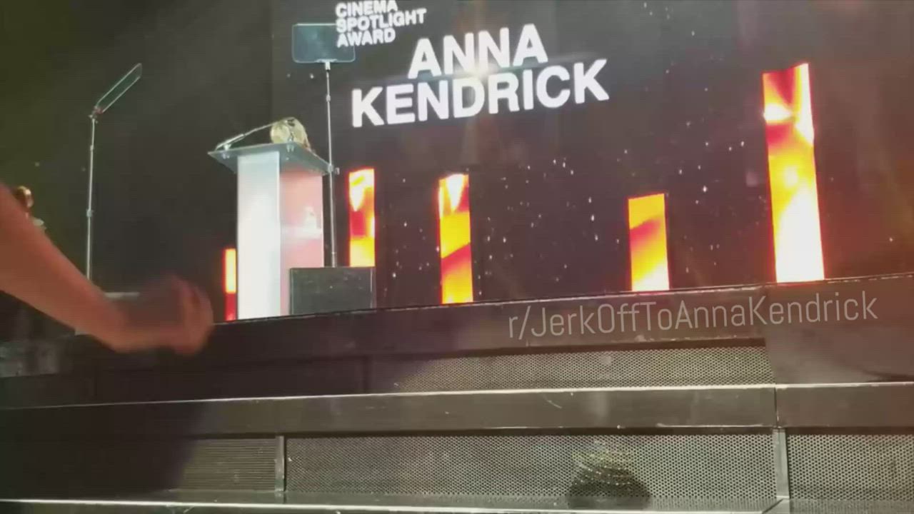 Anna Kendrick Celebrity Dress Legs Upskirt clip