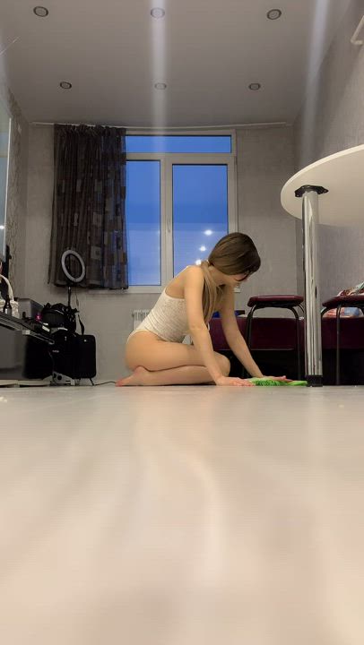 Cleaning my house 🏠 🧼 Would you help me ? 😜