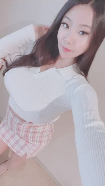 your fav Japanese girl going to go shopping, would you fuck me in the dressing room?