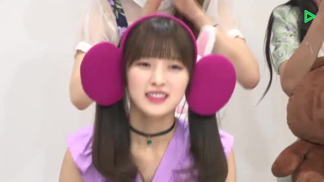 OH MY GIRL BANHANA 初LINE LIVE！