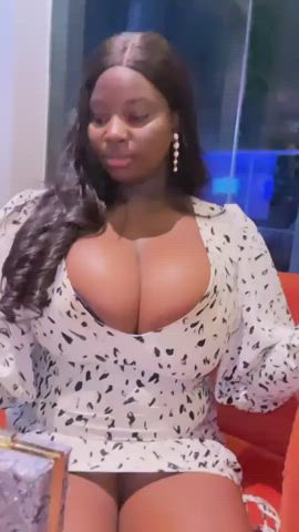 big tits boobs busty ebony huge tits natural tits tits clip