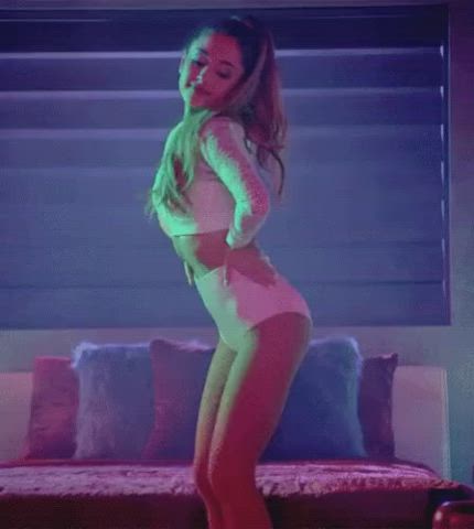 Ariana Grande Celebrity Teen clip