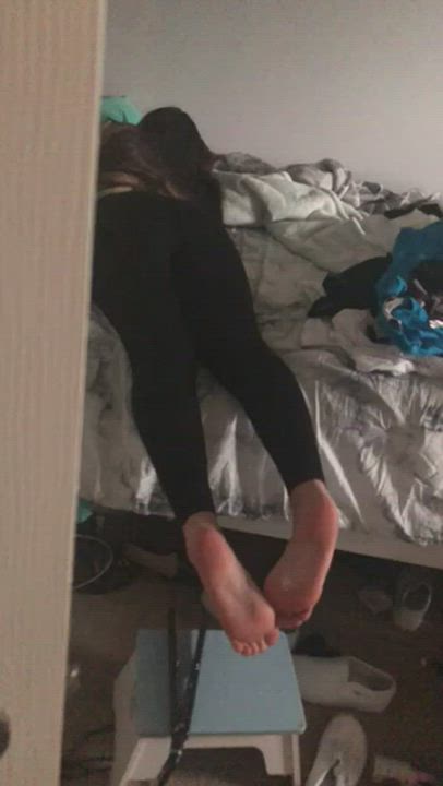 (19) Sisters casual feet