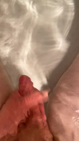 Cumming in the bath