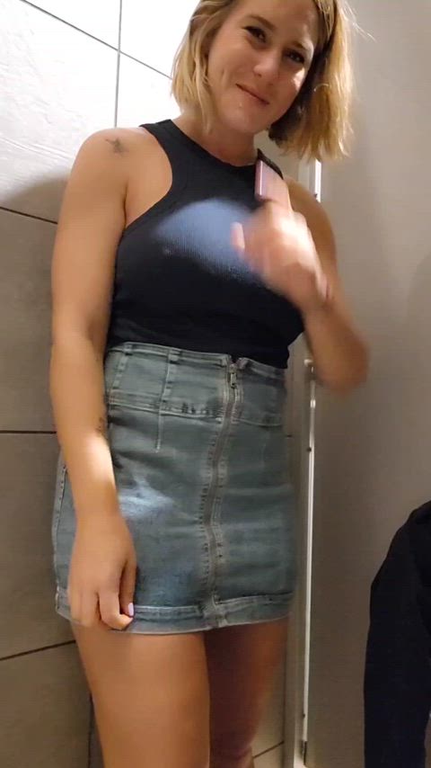 Playing in a public restroom [gif]