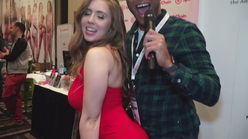 This Lucky Dude get to Interview Lena Paul in an AVN porn Convention