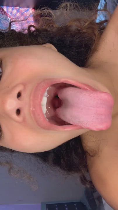 HER INNER THROAT? MADE MY DICK HARD? WATCH HER SEXY THROAT GETTING FUCKED ?IN COMMENZ
