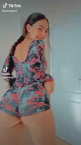 Ass Bubble Butt Latina Shaking Shorts TikTok Twerking clip