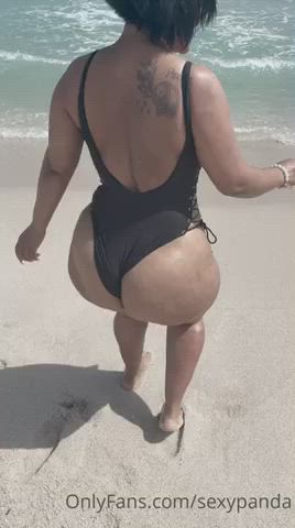 Ass Clapping Beach Big Ass Booty Ebony clip