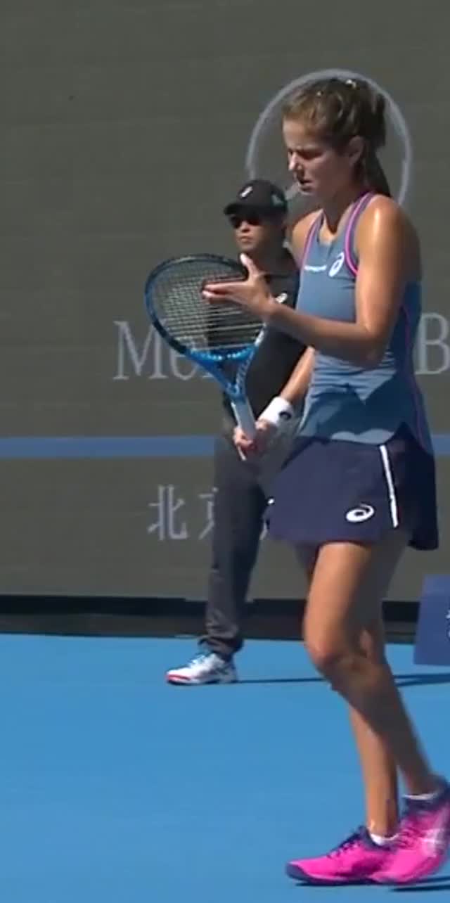 WTA 2018 China Open - 3rd Round - Julia Görges vs Naomi Osaka (04-10-2018)(1)