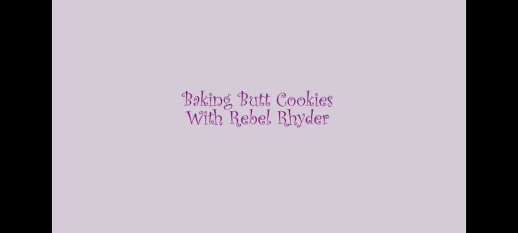 Rebel whips up some cookies