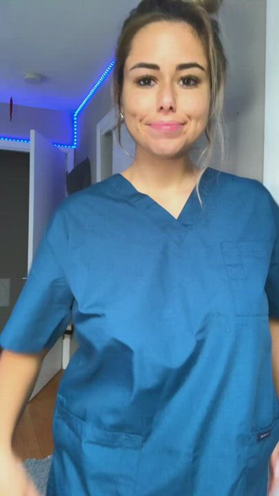 21 year-old vet student! let’s make a baby?