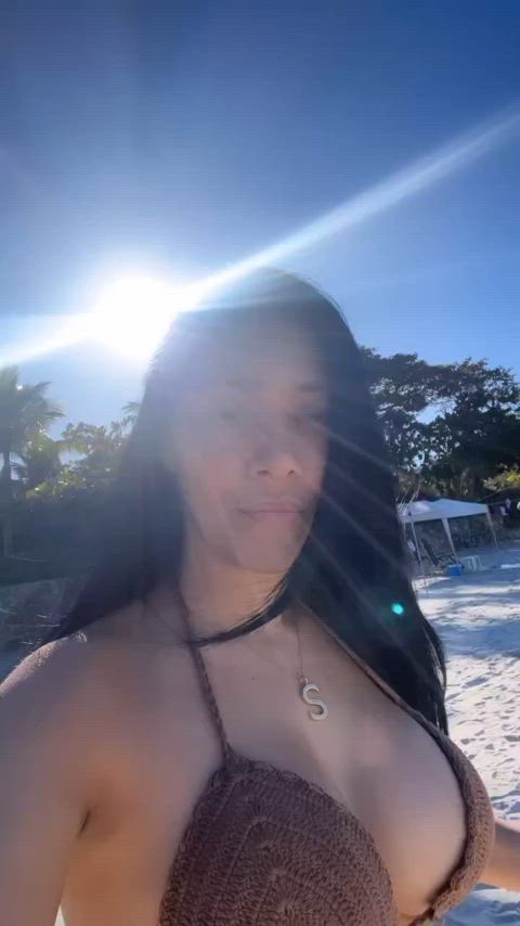 beach big tits bikini brazilian celebrity milf clip