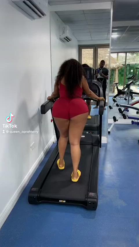 african ass shaking big ass legs clip