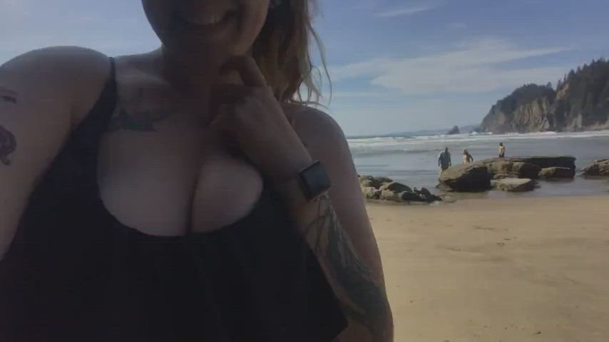 Beach Boobs