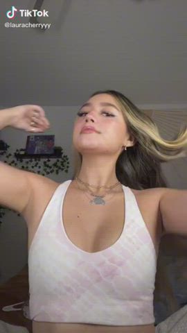 Cute Handjob Tease Teen TikTok clip