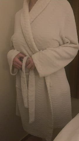 My wife’s robe hides many things (OC)
