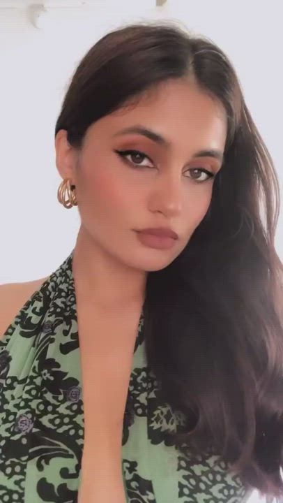 College Desi Indian Mini Diva Model Teen clip