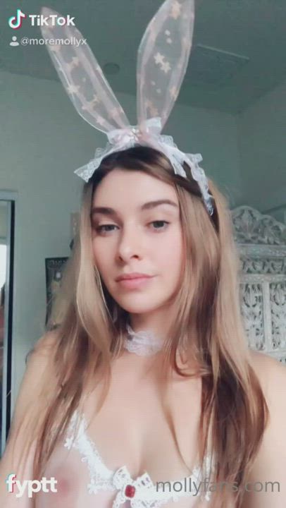 Slutty Bunny