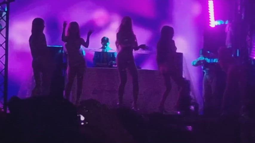 asian big ass big tits club korean nightclub pool sexy twerking wet clip