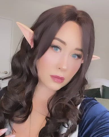 cute elf gamer girl clip