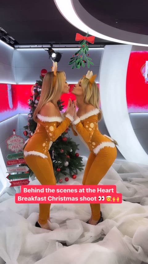 celebrity christmas photoshoot clip