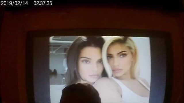 Kendall and kylie jenner cum tribute