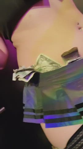 ass dancing upskirt clip