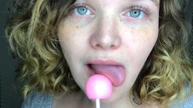 Can I lick and suck on your dick like this babe?