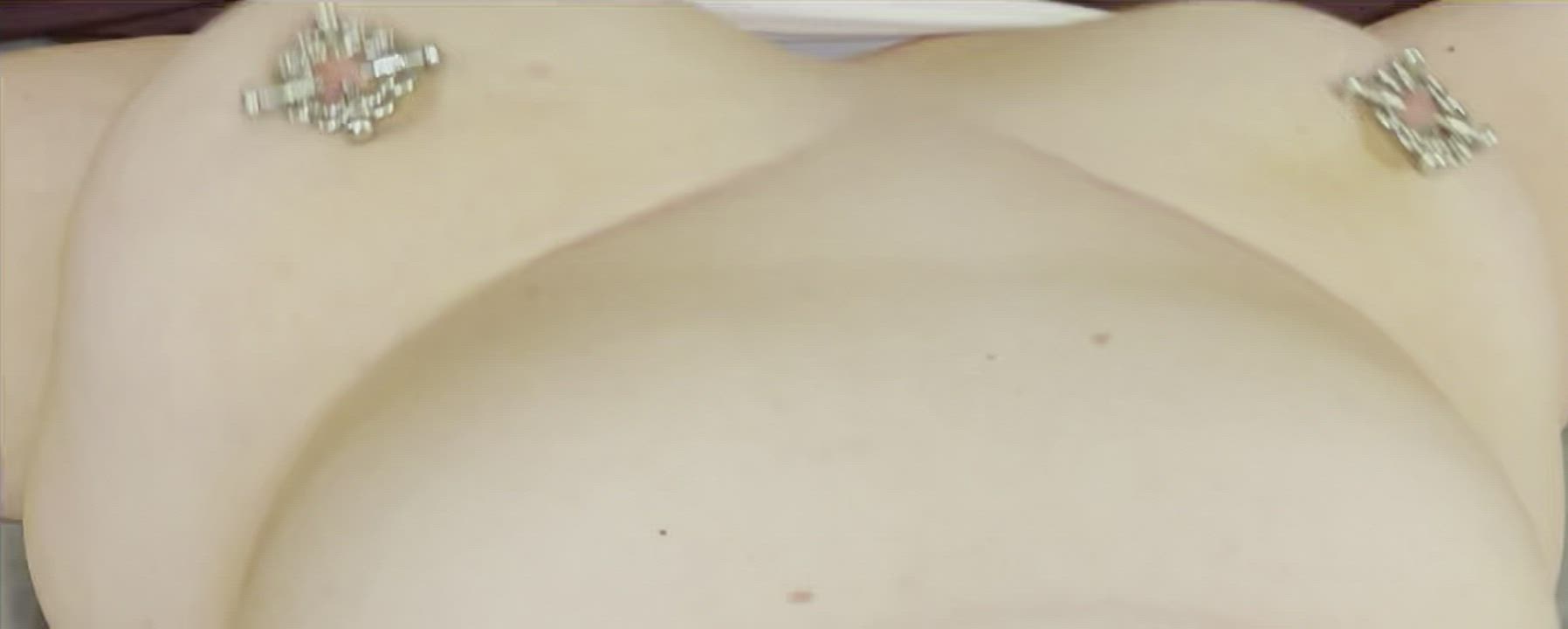 Big Tits Natural Tits Nipple Clamps clip