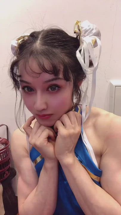 Chinese Cosplay Muscular Girl clip