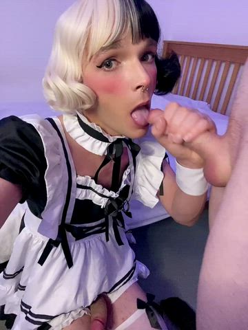 Who wants a naughty maid? 😈