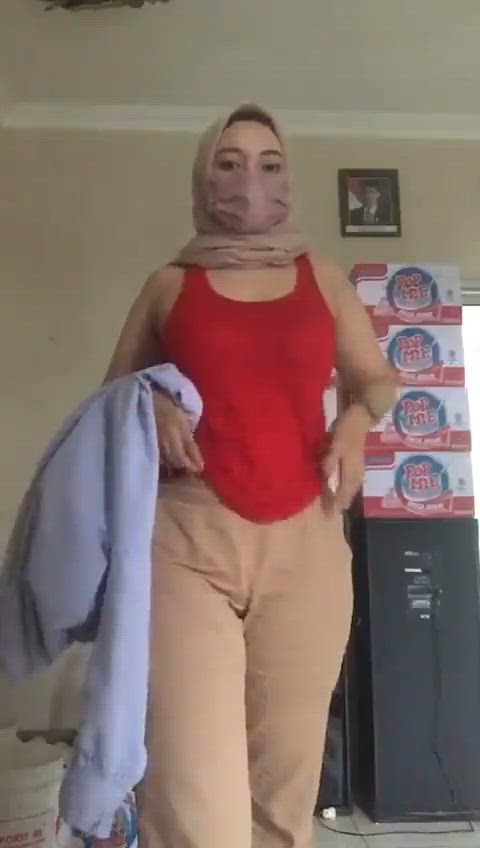 big tits hijab indonesian malaysian muslim teen clip