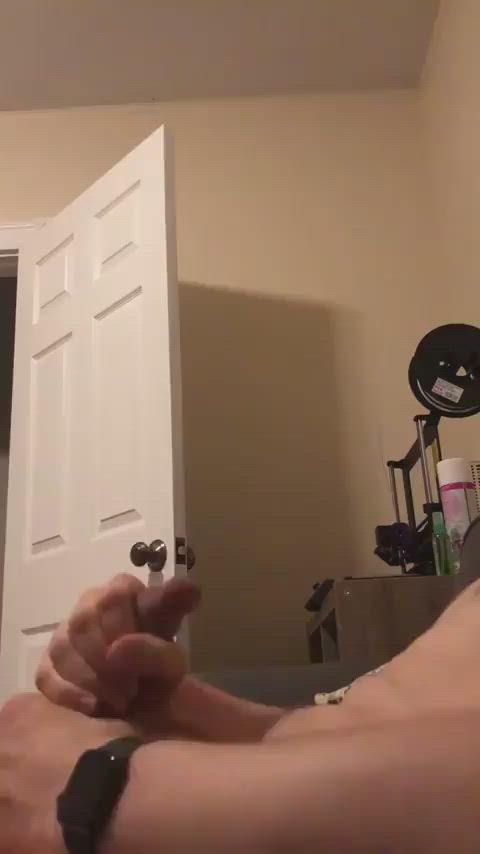 bwc big dick cumshot clip