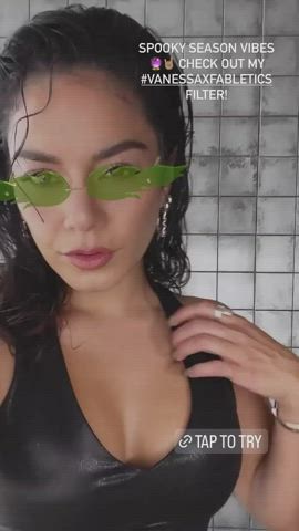 cleavage natural tits vanessa hudgens clip