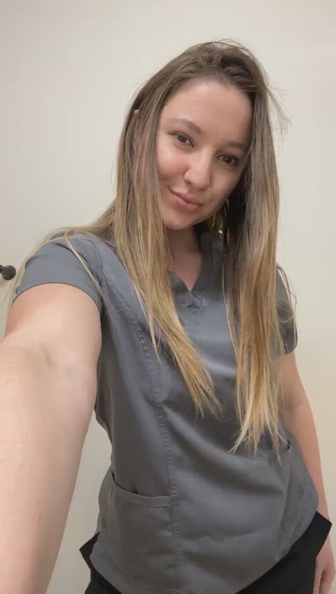 Teasing doctors at work with my boobs 👩‍⚕️🥵
