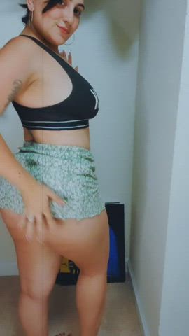 Ass Skirt Slapping clip