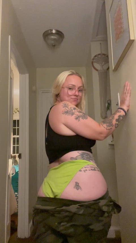 ass blonde cute onlyfans pajamas pawg petite rubbing tease white girl thick-booty