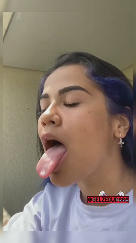 amateur latina long tongue tongue tongue fetish clip