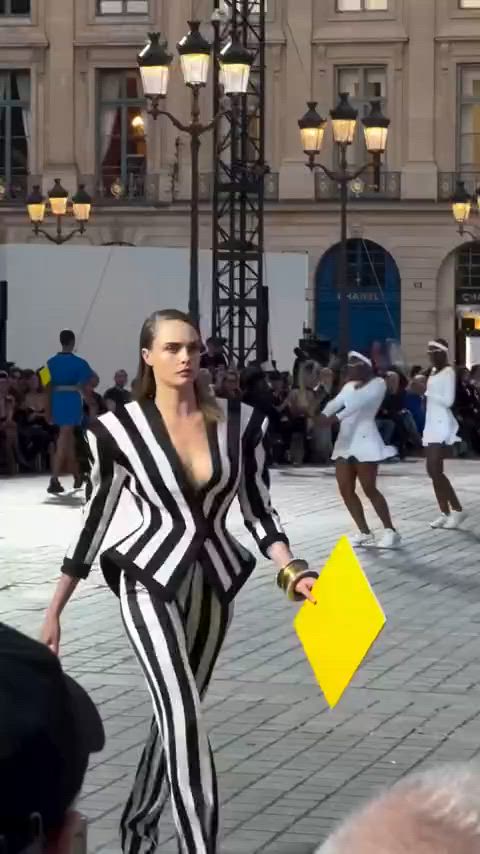 cara delevingne celebrity model clip