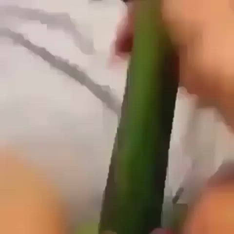 cucumber masturbating piss clip