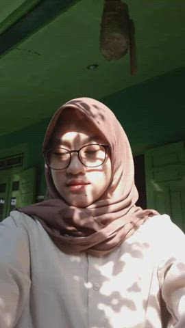 hijab indonesian teen clip