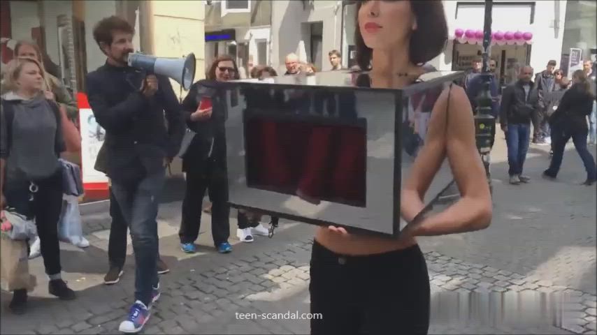 amateur big tits flashing masturbating outdoor public clip