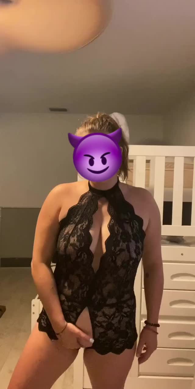(F) I cant help but play with myself when I’m wearing this