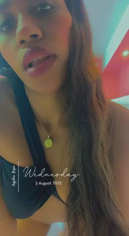 camgirl curvy ebony latina model mom tits webcam wet pussy clip