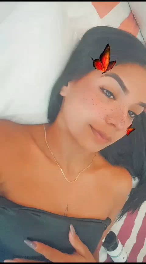 camgirl cute latina lingerie sensual smile teen tits webcam clip