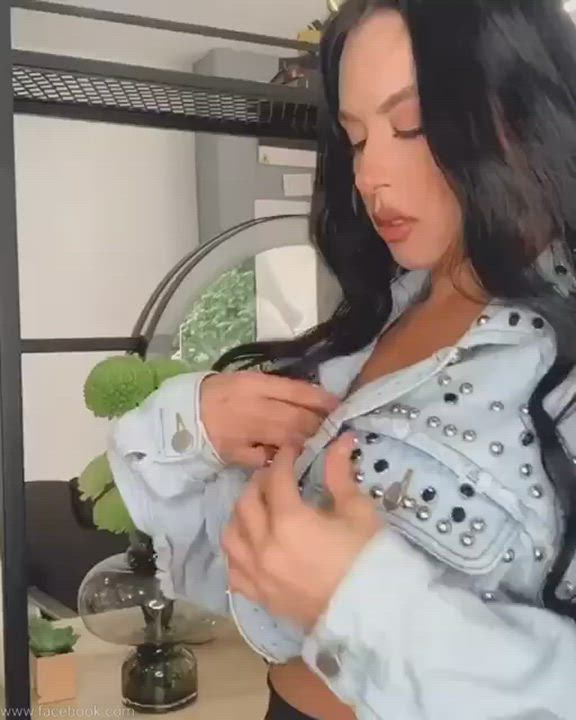 Latina Nipple Venezuelan clip
