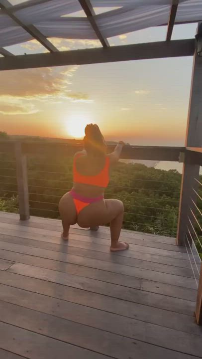 Ass Big Ass Bikini Celebrity Ebony Exhibitionist clip