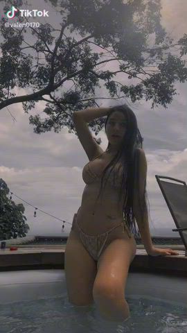 Ass Bikini Shaking Thong TikTok clip